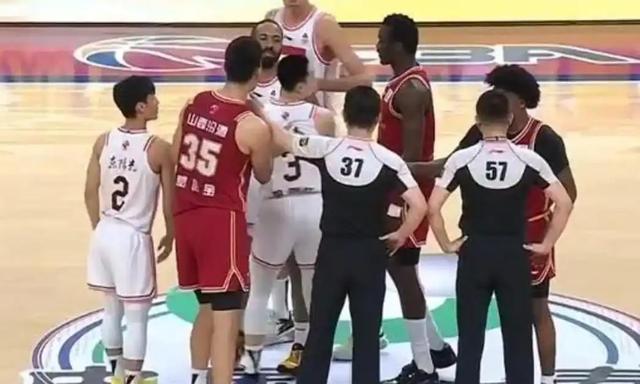 九游-CBA8进4抢三大战！京粤加时绝杀后，谁能拿下最后四强席位？